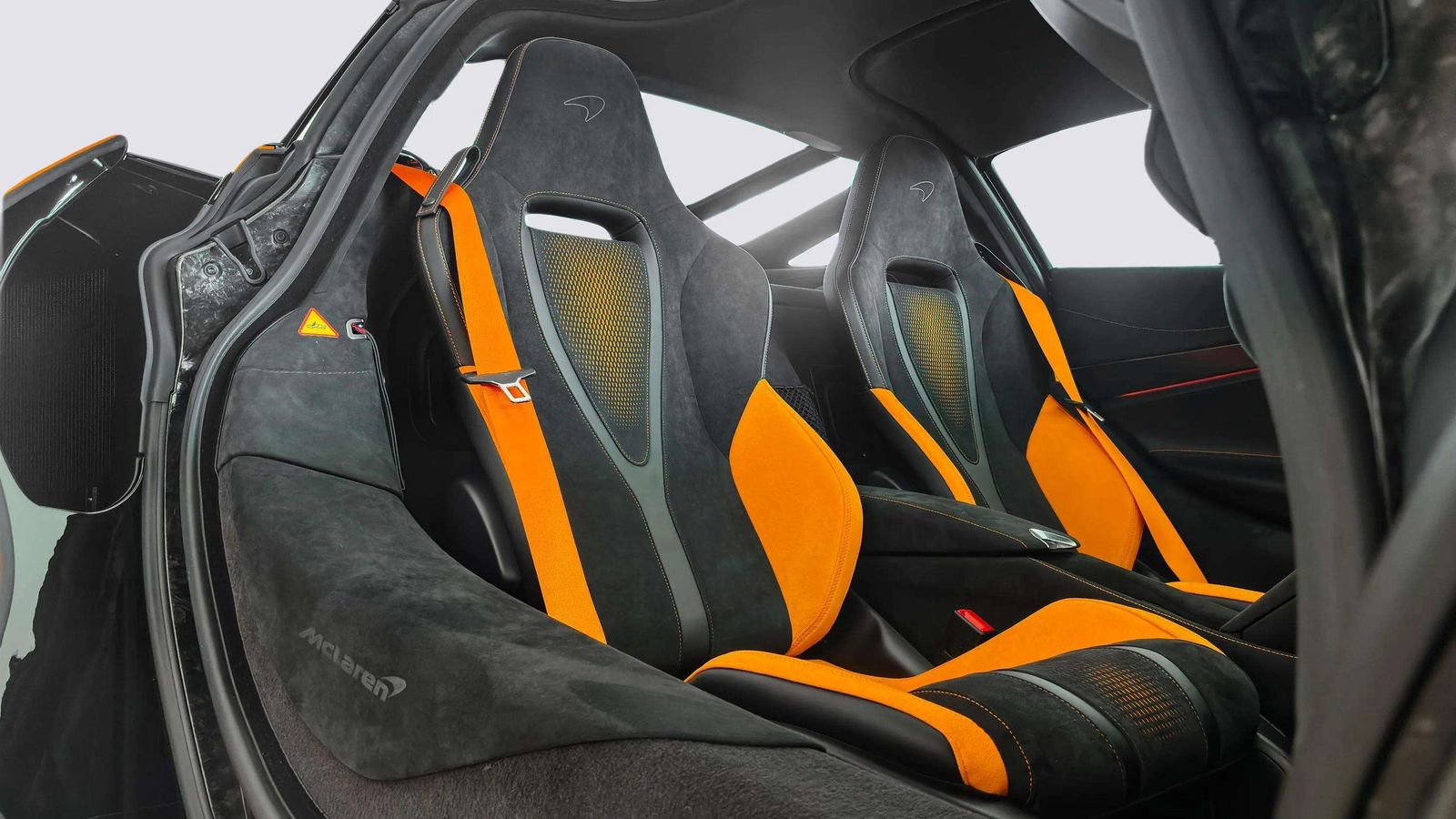 New 2026 McLaren 750S RWD image 17