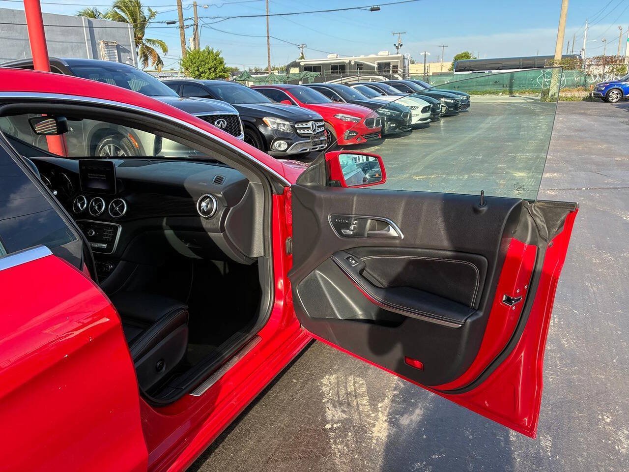 Used 2019 Mercedes-Benz CLA 250 image 12