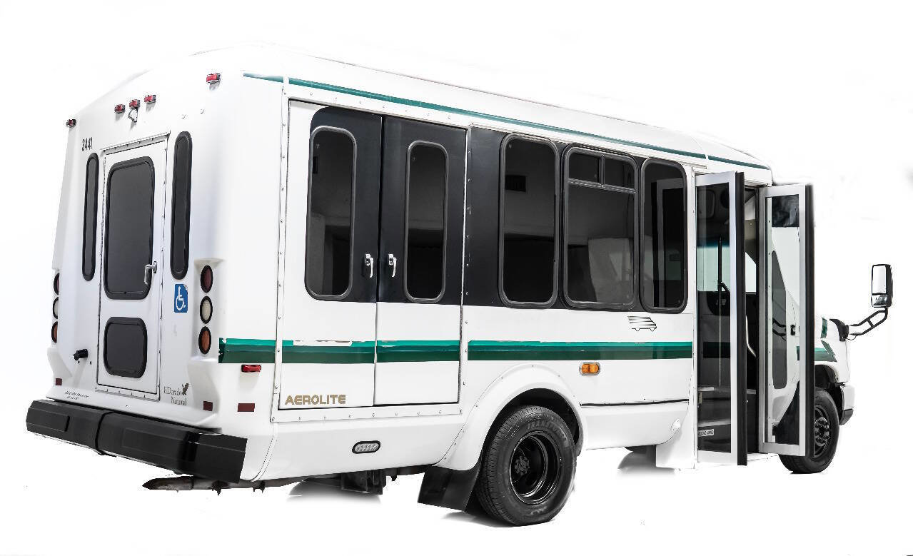 Used 2016 Ford E-350 and Econoline 350 Super Duty w/ Shuttle Bus Prep Package image 3