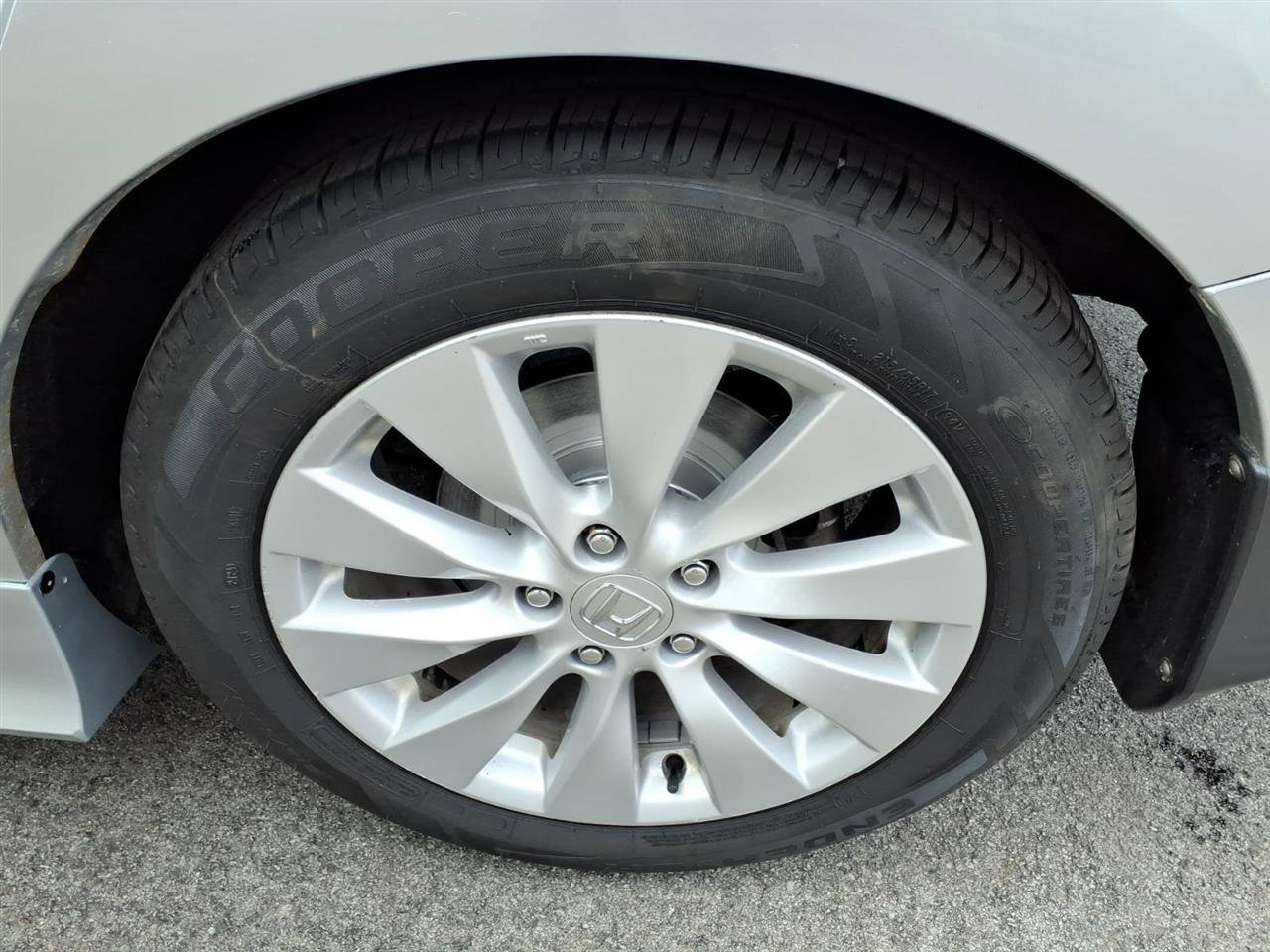 Used 2013 Honda Accord EX-L image 10