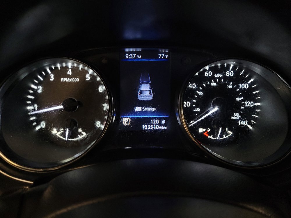 Used 2020 Nissan Rogue S w/ Special Edition Package FWD image 23