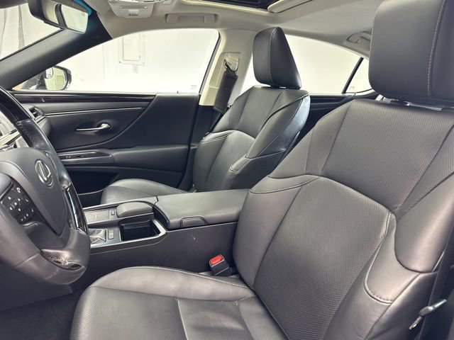 Used 2021 Lexus ES 350 w/ Premium Package image 11