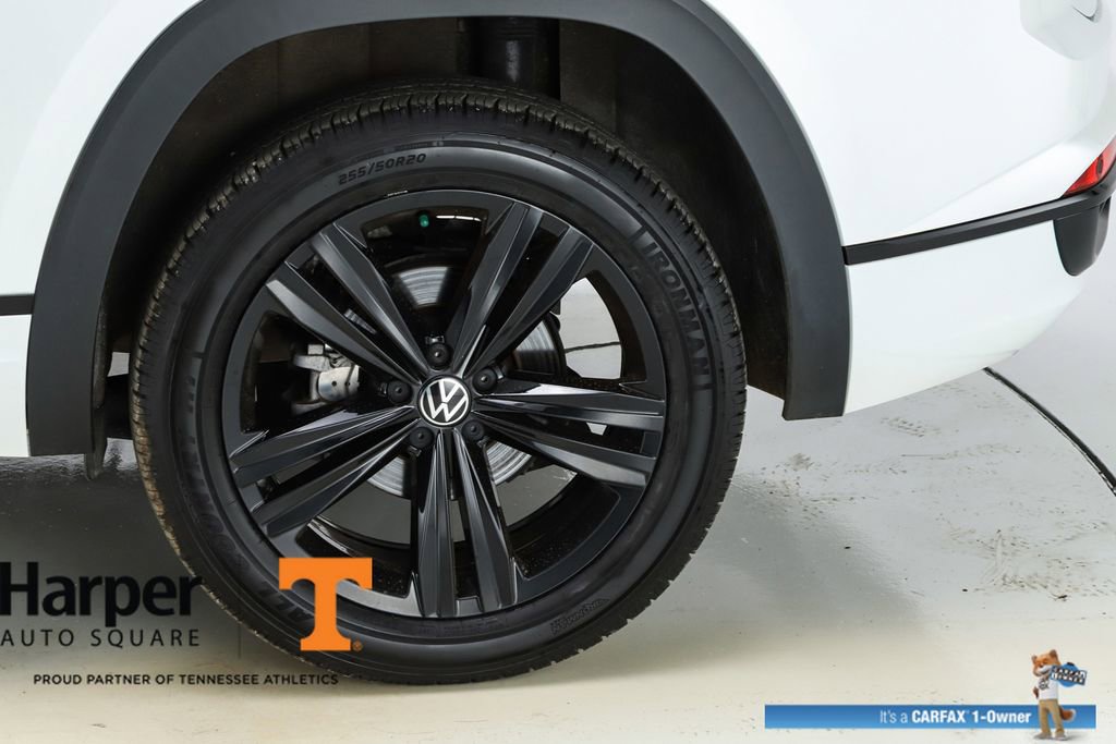 Used 2023 Volkswagen Atlas Cross Sport SEL R-Line image 6