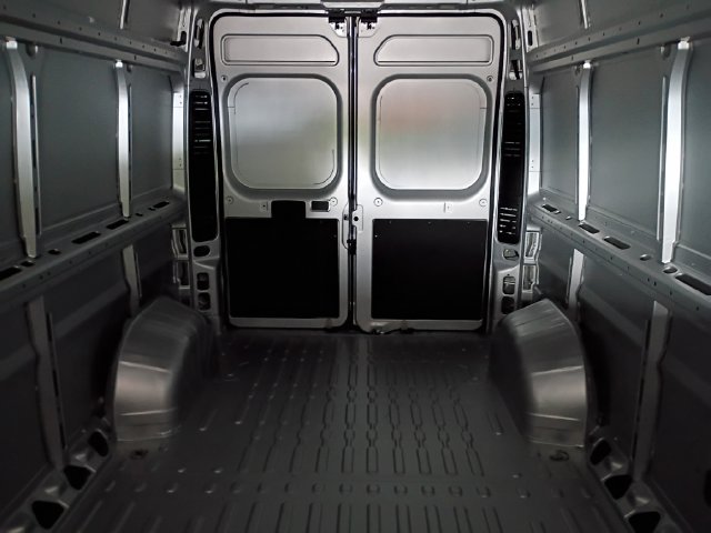 New 2026 RAM ProMaster 2500 w/ Convenience Group FWD image 14