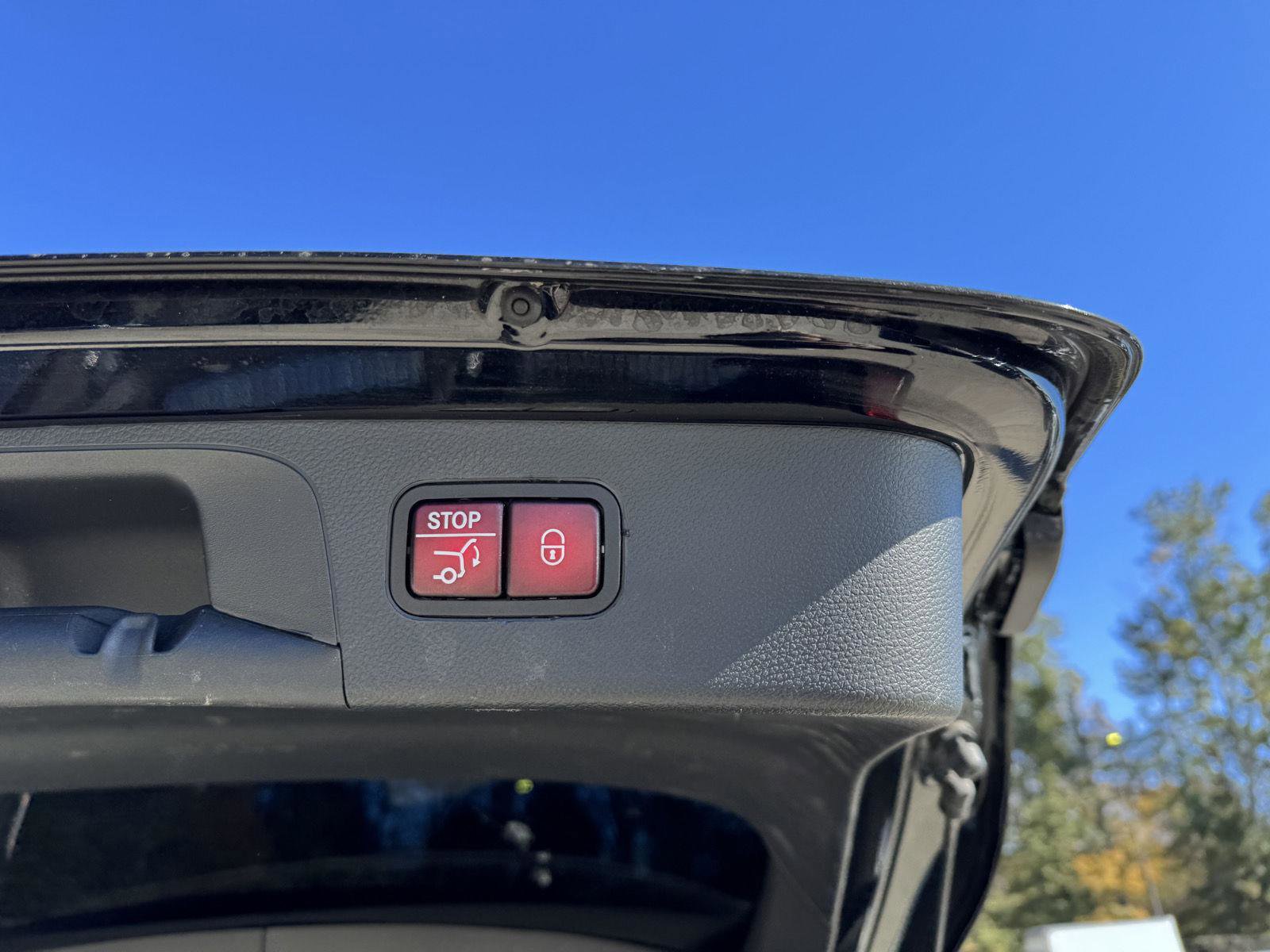 Certified 2021 Mercedes-Benz GLC 300 image 24