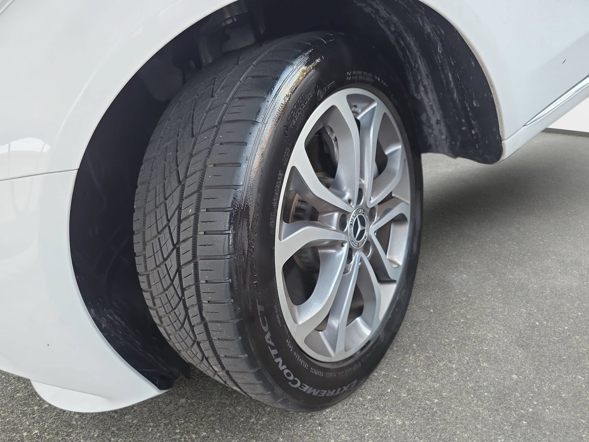 Certified 2017 Mercedes-Benz C 300 4MATIC Sedan image 30