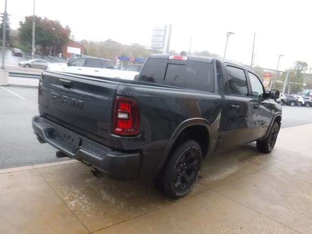 New 2026 RAM 1500 4x4 Crew Cab image 7