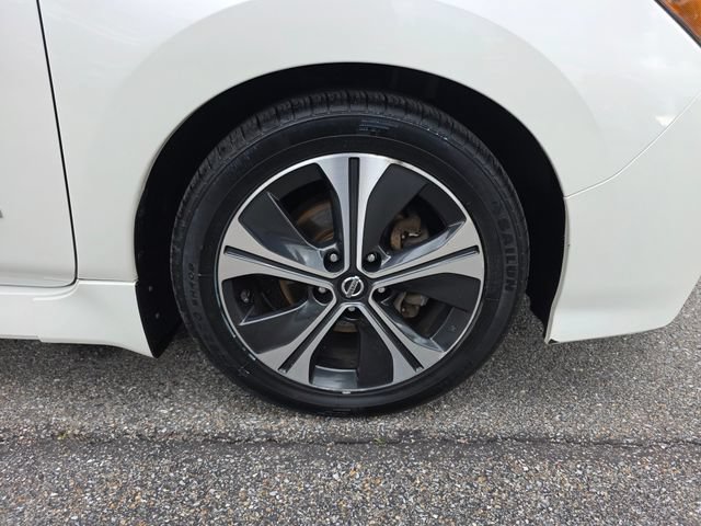 Used 2018 Nissan Leaf SL w/ SL Technology Package FWD image 12