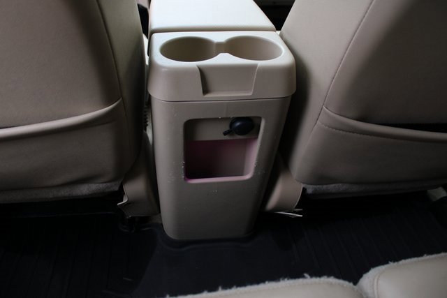 Used 2010 Ford Escape Limited image 32