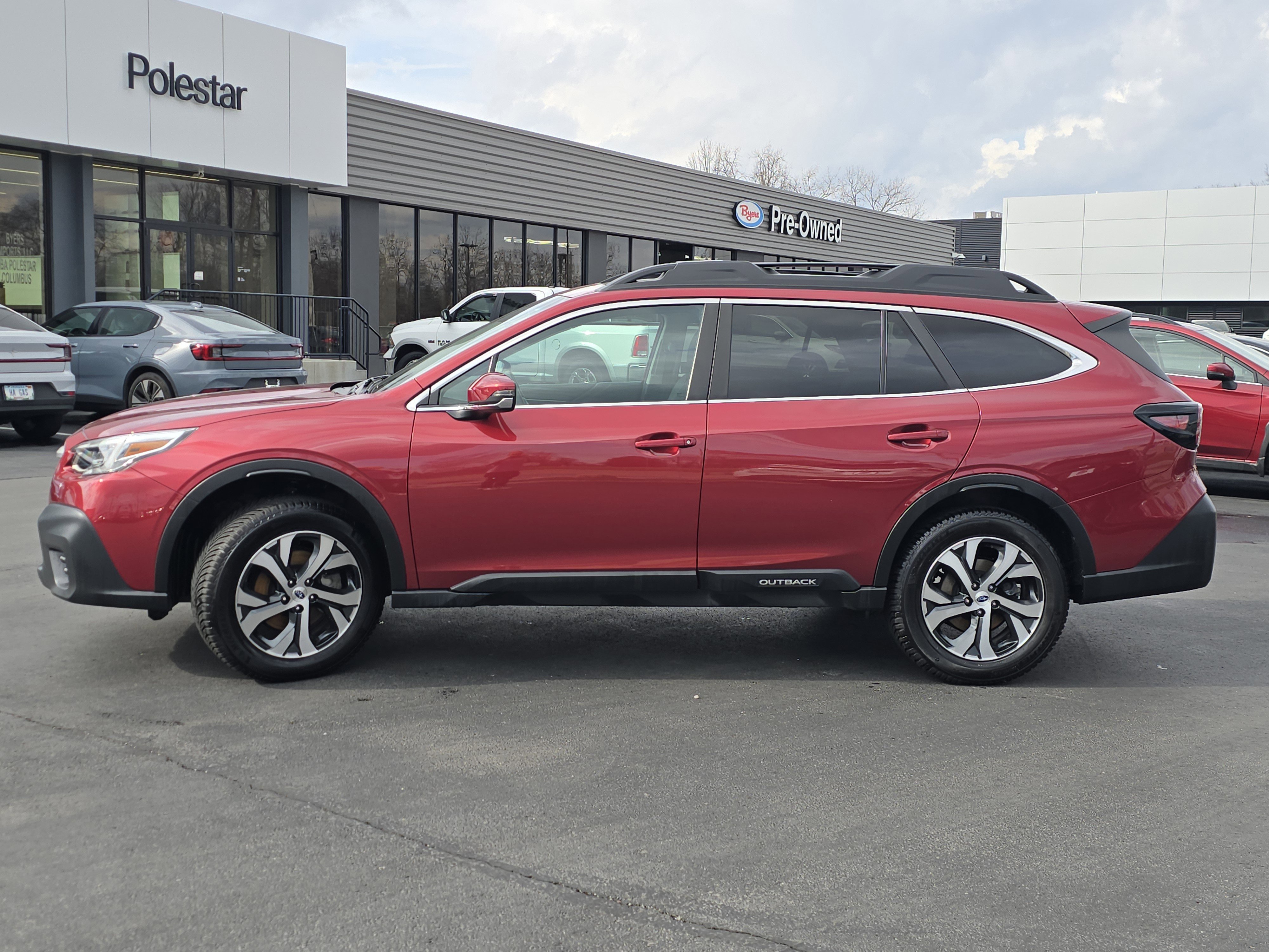 Used 2022 Subaru Outback Limited image 4