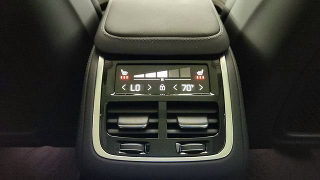 New 2026 Volvo XC90 T8 Ultra w/ Lounge Package AWD/4WD image 33