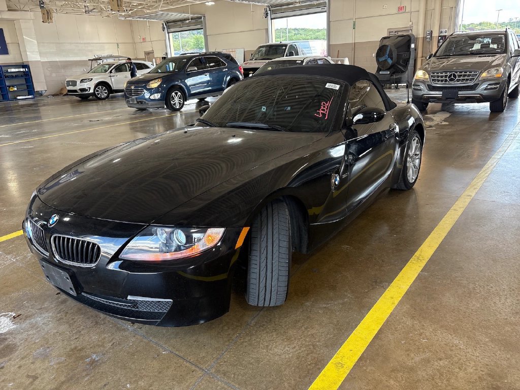 Used 2007 BMW Z4 3.0i RWD image 1