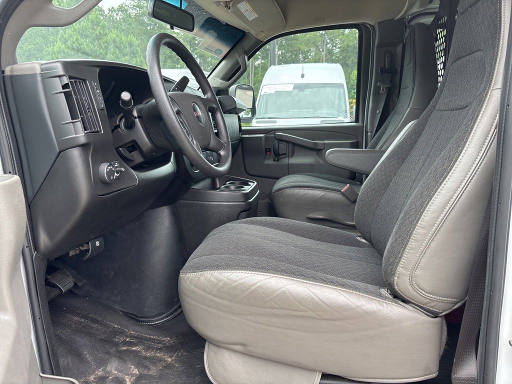 Used 2023 GMC Savana 2500 w/ Driver Convenience Package image 39