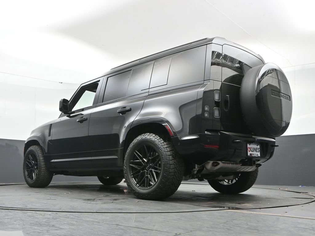 Used 2026 Land Rover Defender 110 X-Dynamic SE image 51