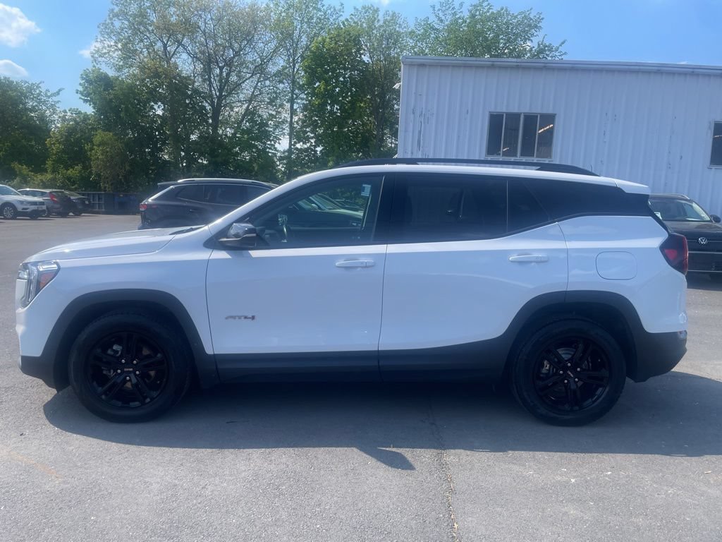 Used 2022 GMC Terrain AT4 w/ Infotainment Package II AWD/4WD image 2