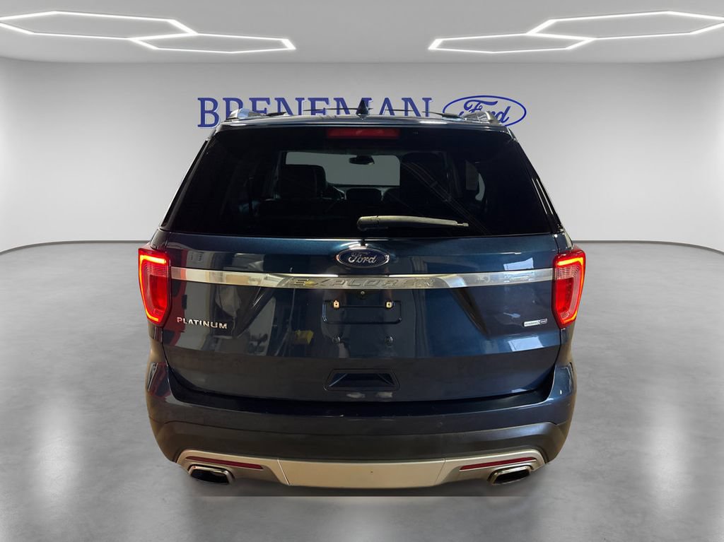 Used 2017 Ford Explorer Platinum AWD/4WD image 7