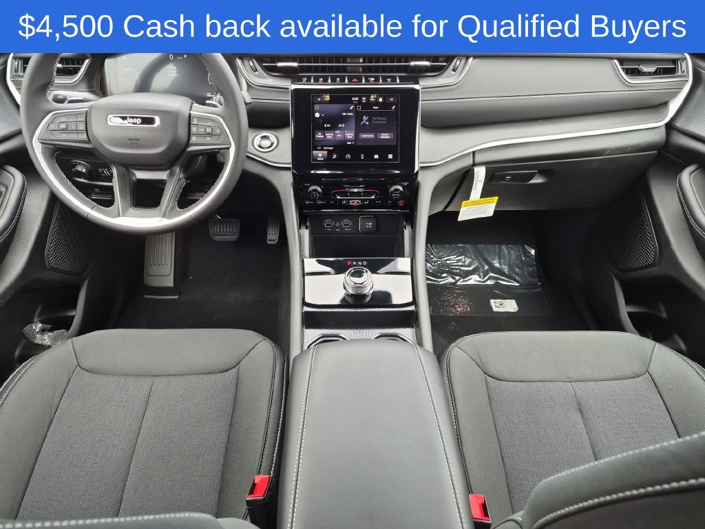 New 2026 Jeep Grand Cherokee Laredo w/ Trailer Tow Package AWD/4WD image 21