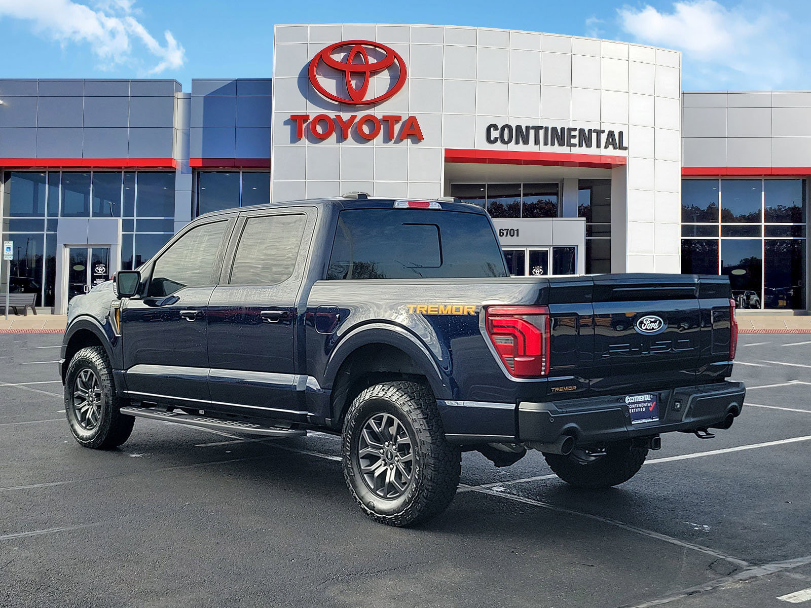 Used 2025 Ford F150 Tremor w/ Equipment Group 402A High image 4