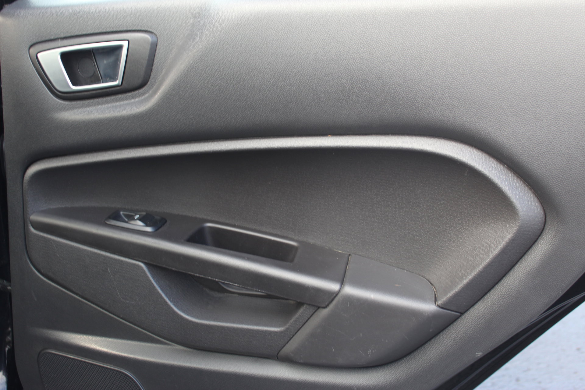 Used 2016 Ford Fiesta SE image 24