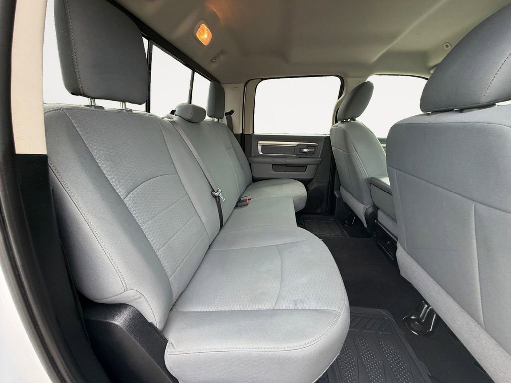 Used 2018 RAM 1500 Classic SLT image 15