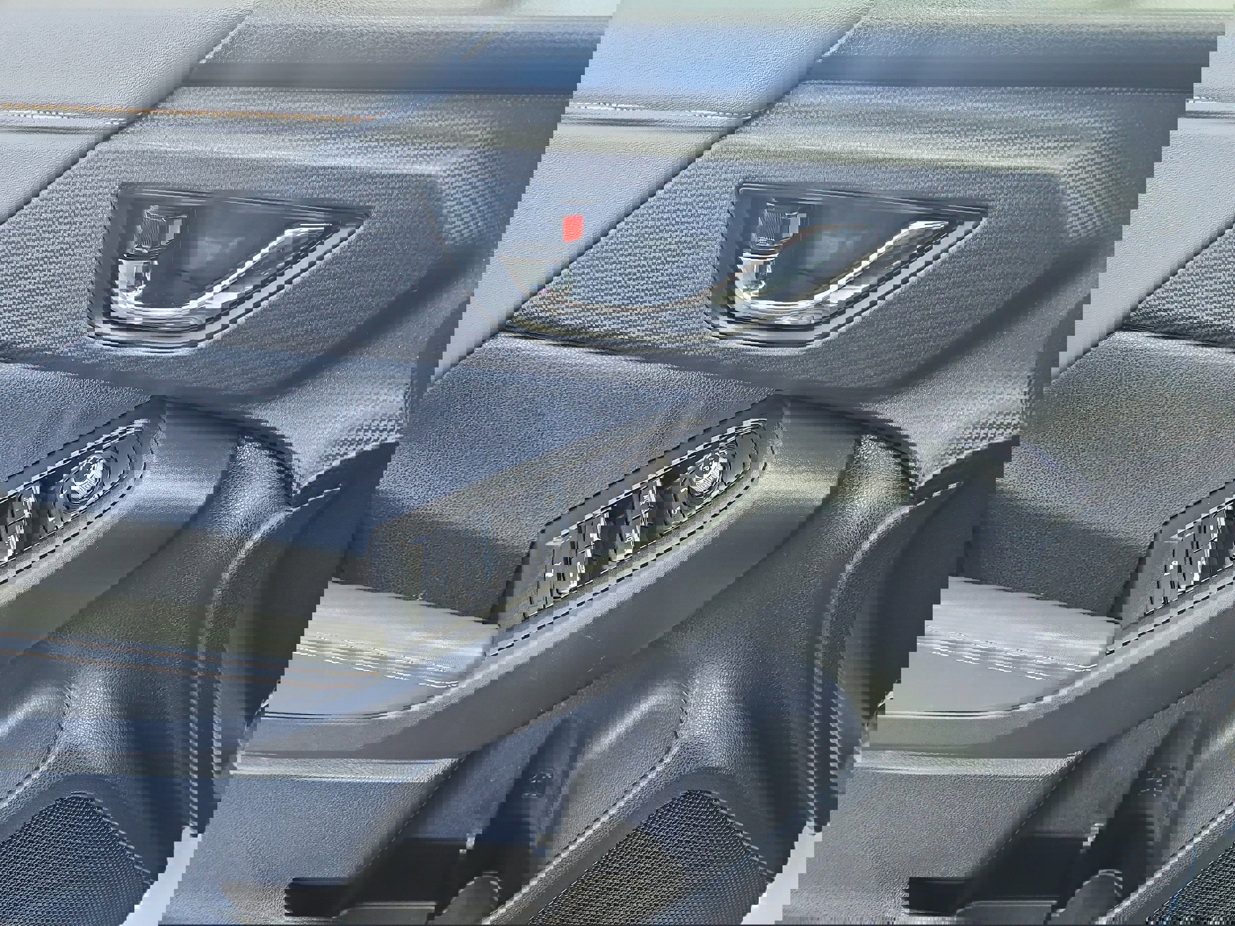 Certified 2024 Subaru Crosstrek 2.5i Limited w/ Popular Package #4A image 8