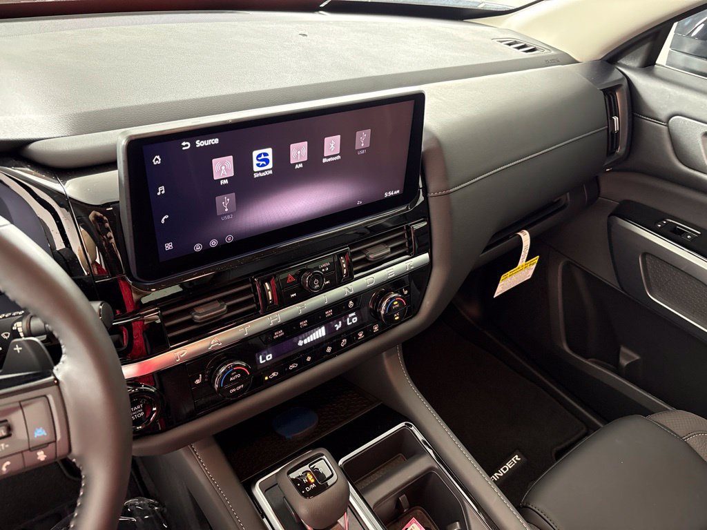 New 2026 Nissan Pathfinder SL FWD image 34
