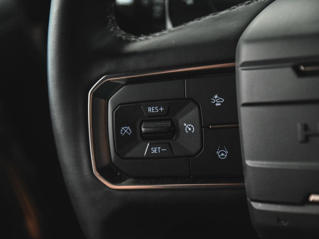 Used 2024 GMC Hummer EV 2X AWD/4WD image 26