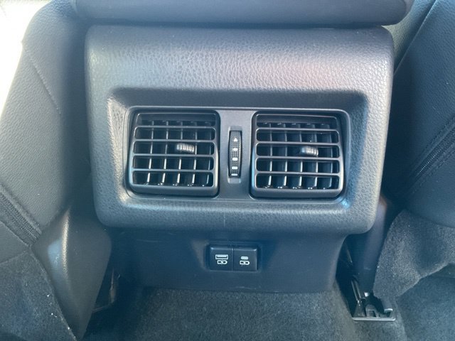 Used 2025 Toyota Camry SE FWD image 18