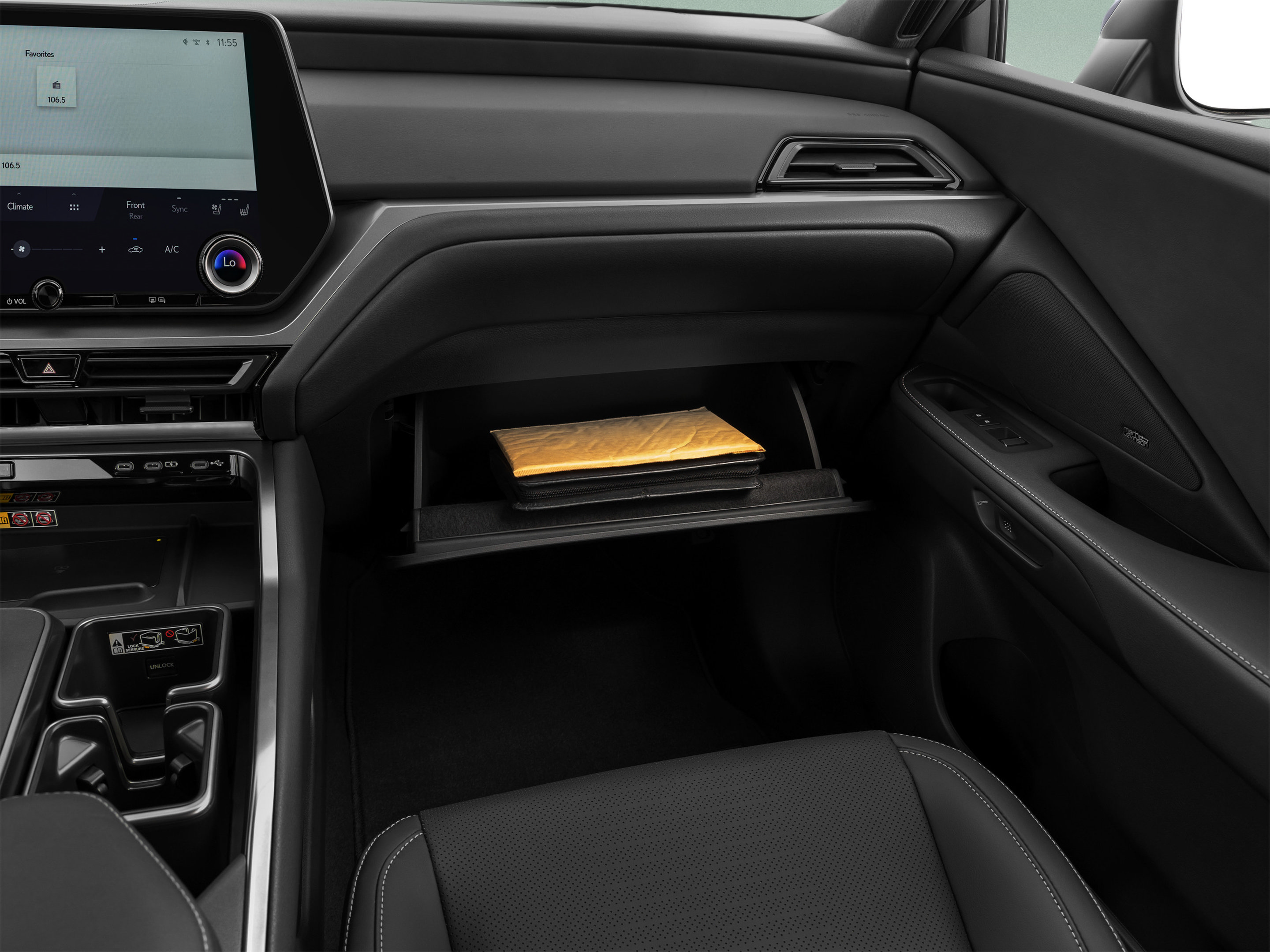 Used 2025 Lexus TX 350 AWD w/ Technology Package image 34