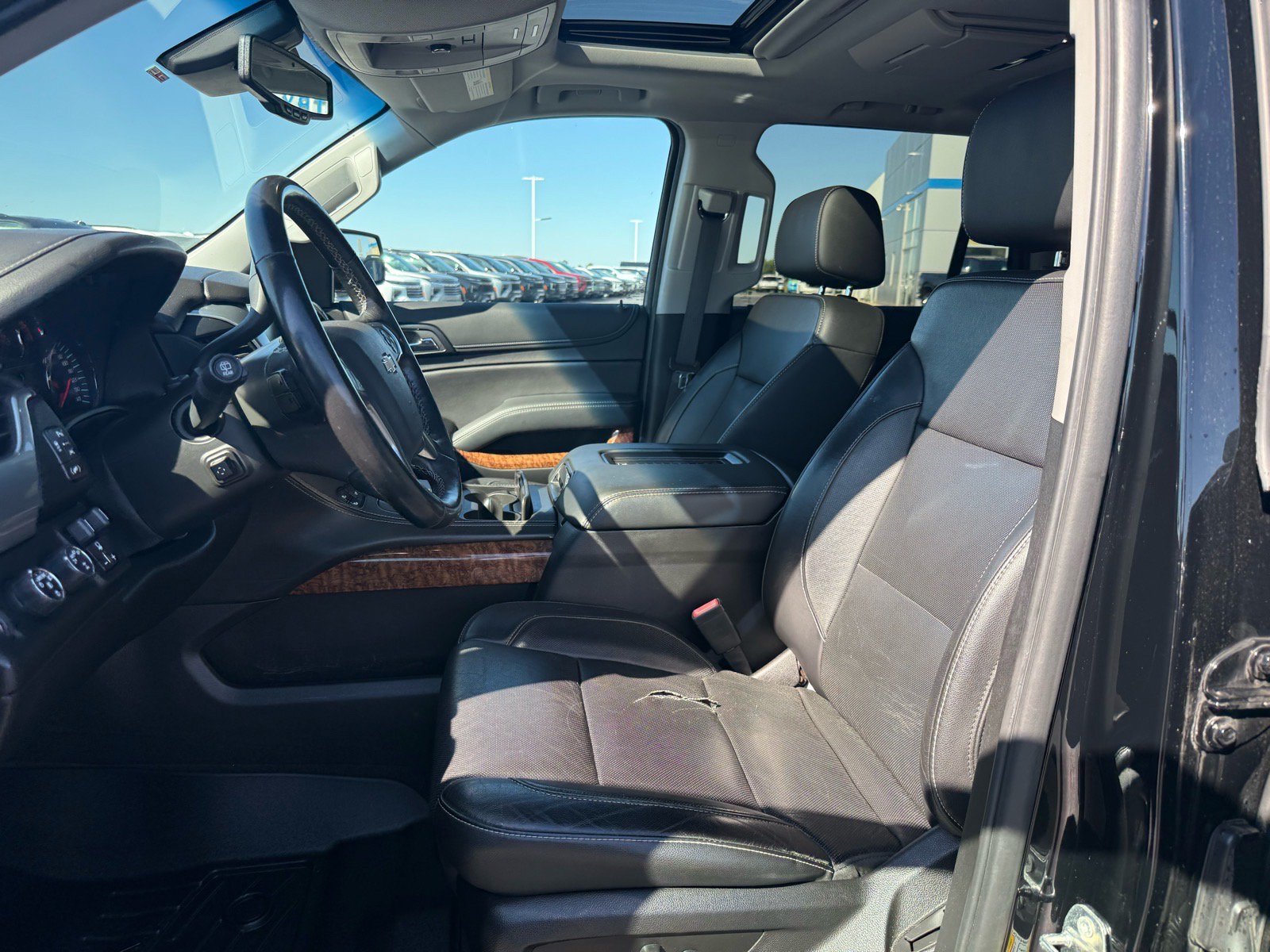 Used 2019 Chevrolet Tahoe Premier AWD/4WD image 12