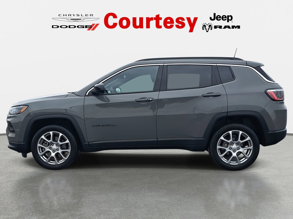 Certified 2023 Jeep Compass Latitude image 6