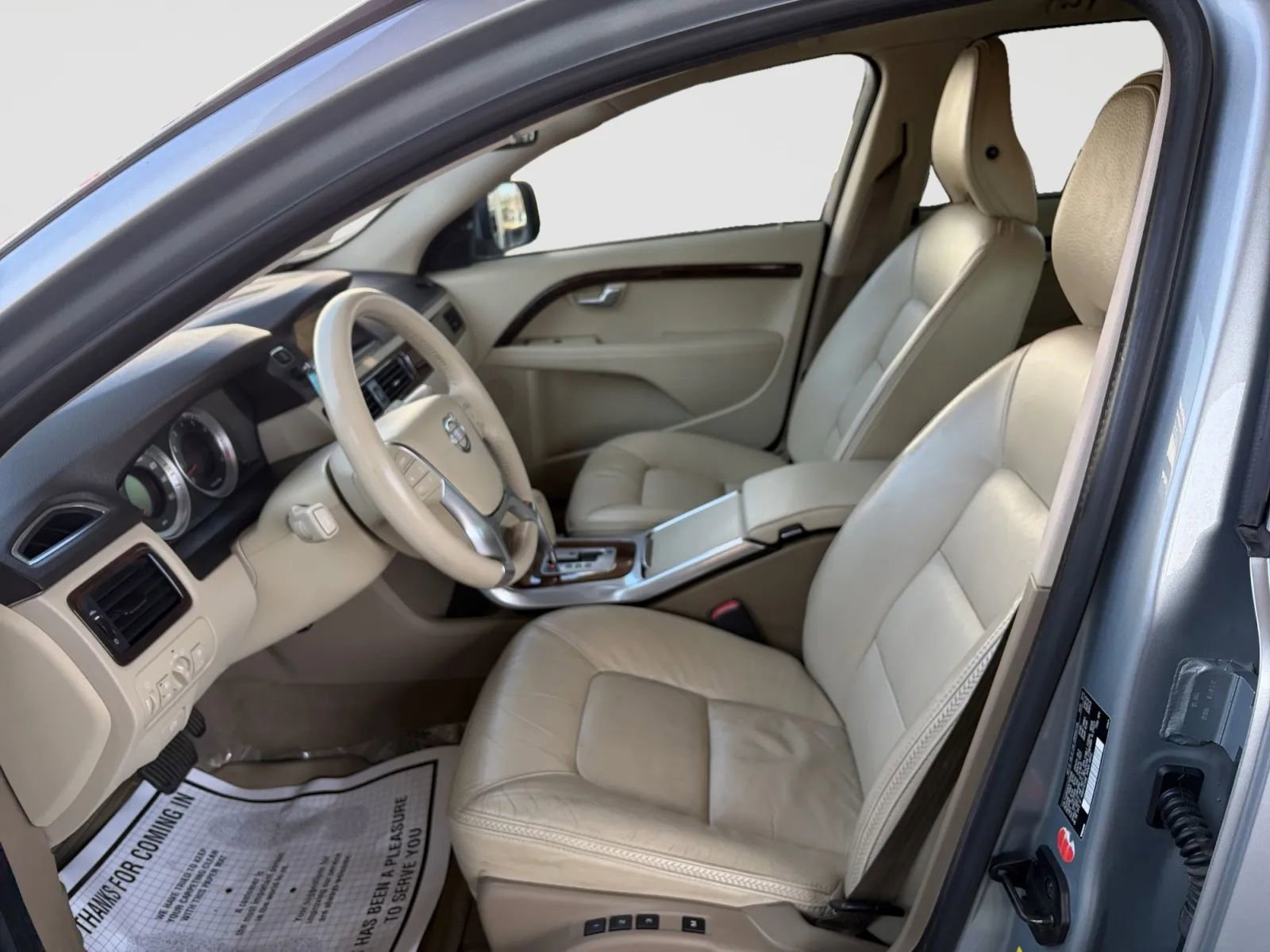 Used 2012 Volvo XC70 T6 image 10