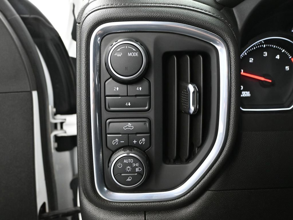 Used 2023 Chevrolet Silverado 2500 LT image 35