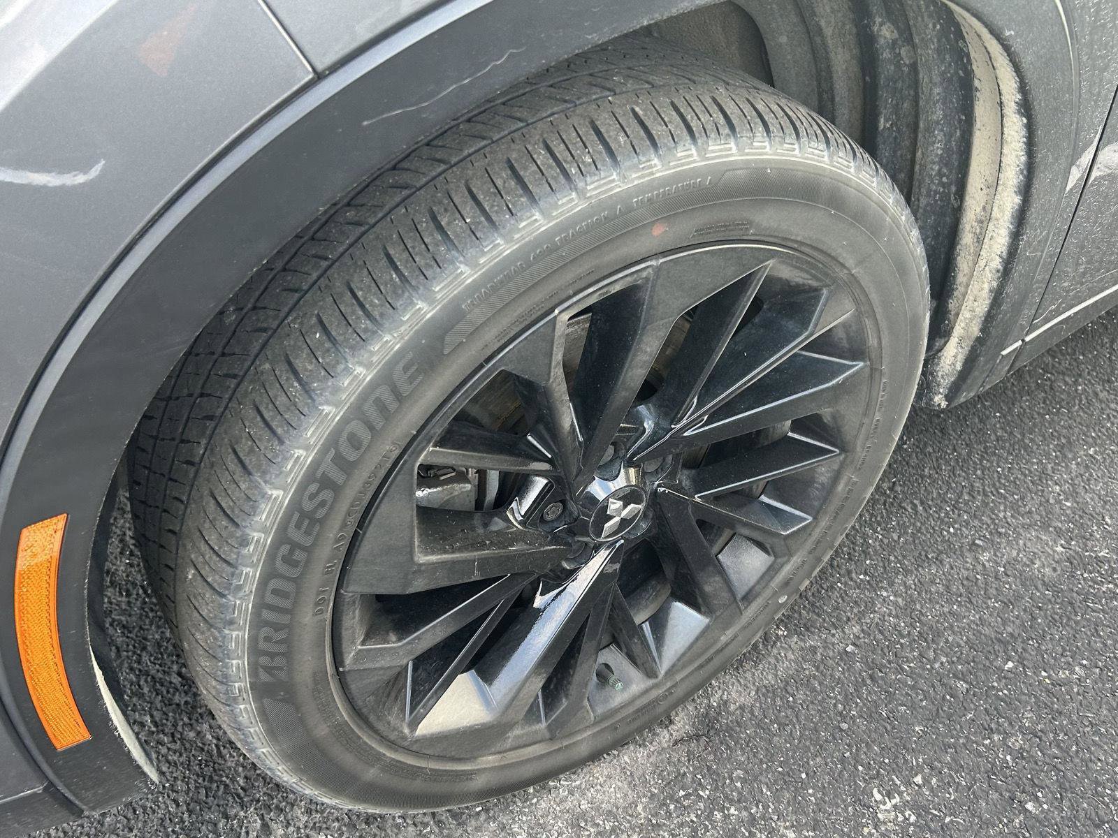 Used 2022 Mitsubishi Outlander SEL Black Edition image 5