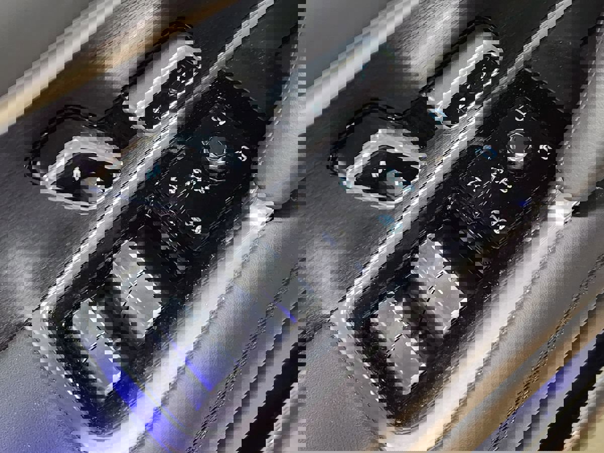 Used 2024 Land Rover Range Rover Long Wheelbase Autobiography image 43