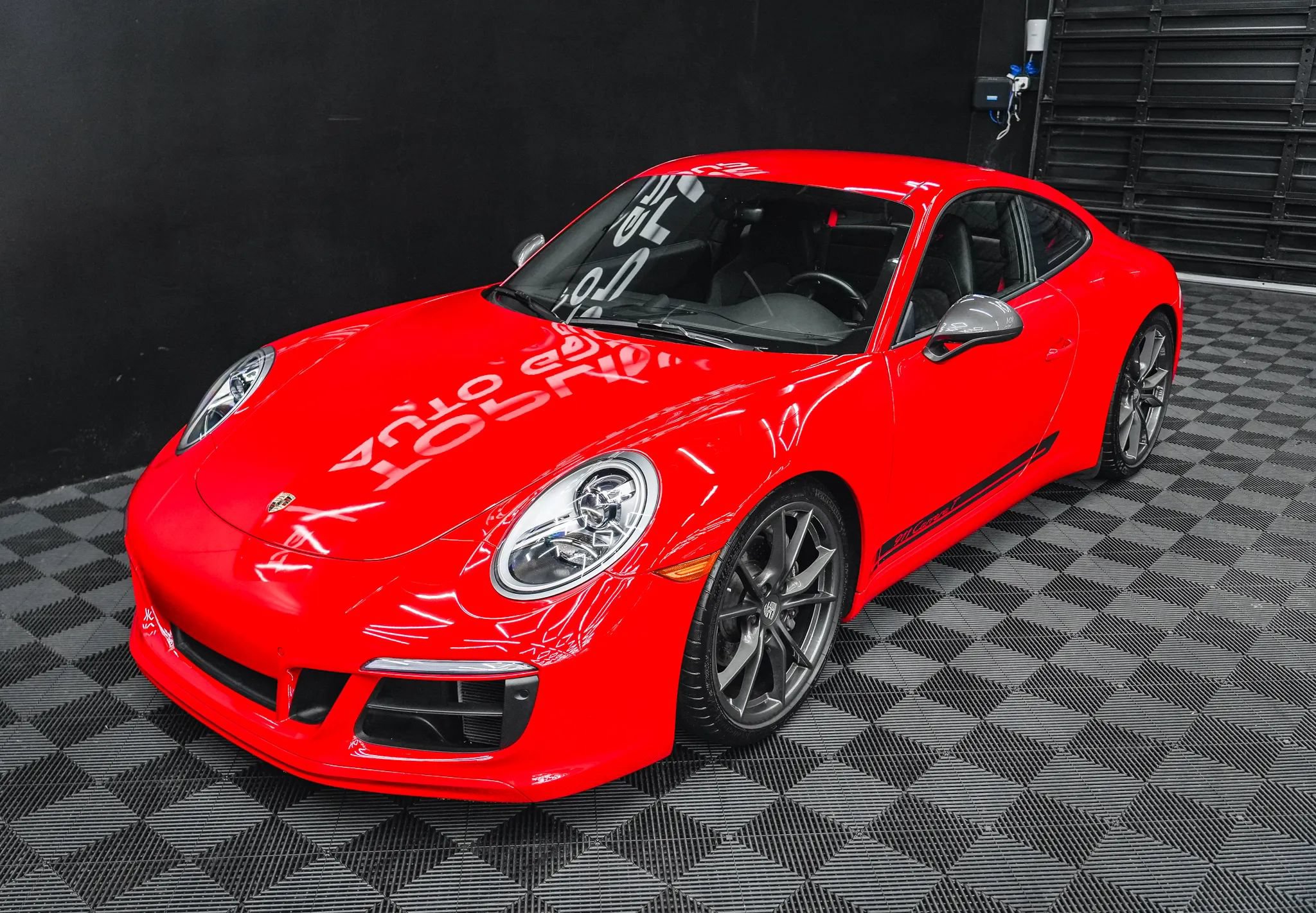 Used 2018 Porsche 911 Carrera T RWD image 29