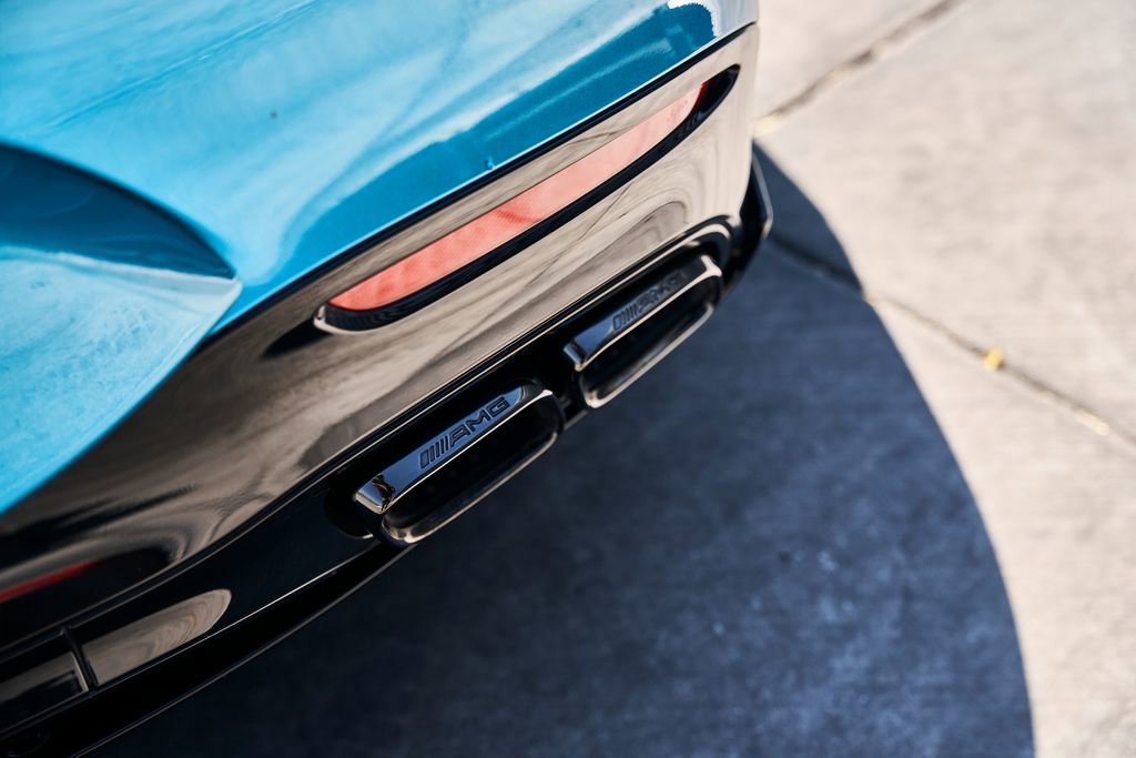 Used 2022 Mercedes-Benz SL 63 AMG 4MATIC w/ AMG Aerodynamic Package image 17