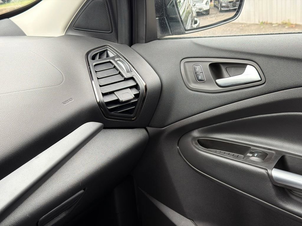 Used 2018 Ford Escape SEL AWD/4WD image 29