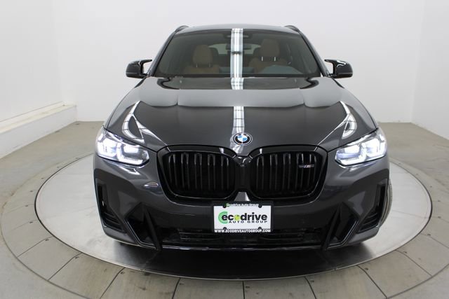 Used 2023 BMW X4 M40i AWD/4WD image 2
