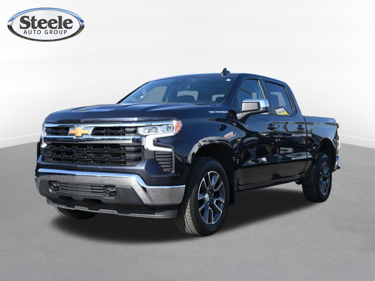 Certified 2024 Chevrolet Silverado 1500 LT AWD/4WD image 1