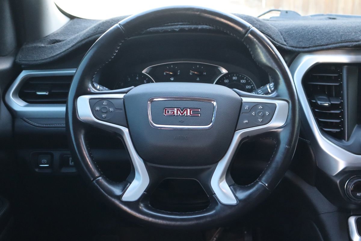 Used 2020 GMC Acadia SLT image 18