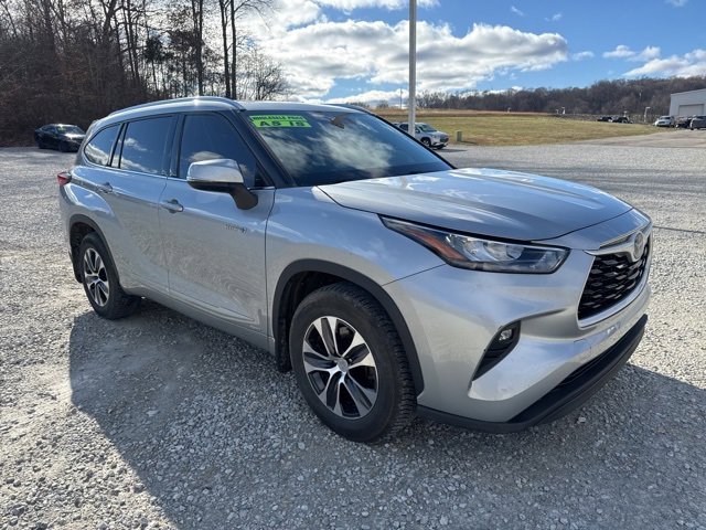Used 2020 Toyota Highlander XLE image 1