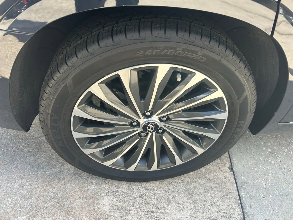 Used 2023 Hyundai Palisade Calligraphy image 26