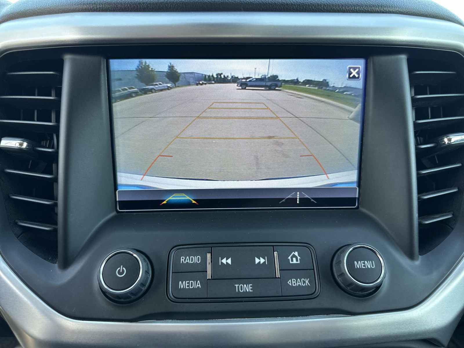 Used 2018 GMC Acadia SLT AWD/4WD image 15