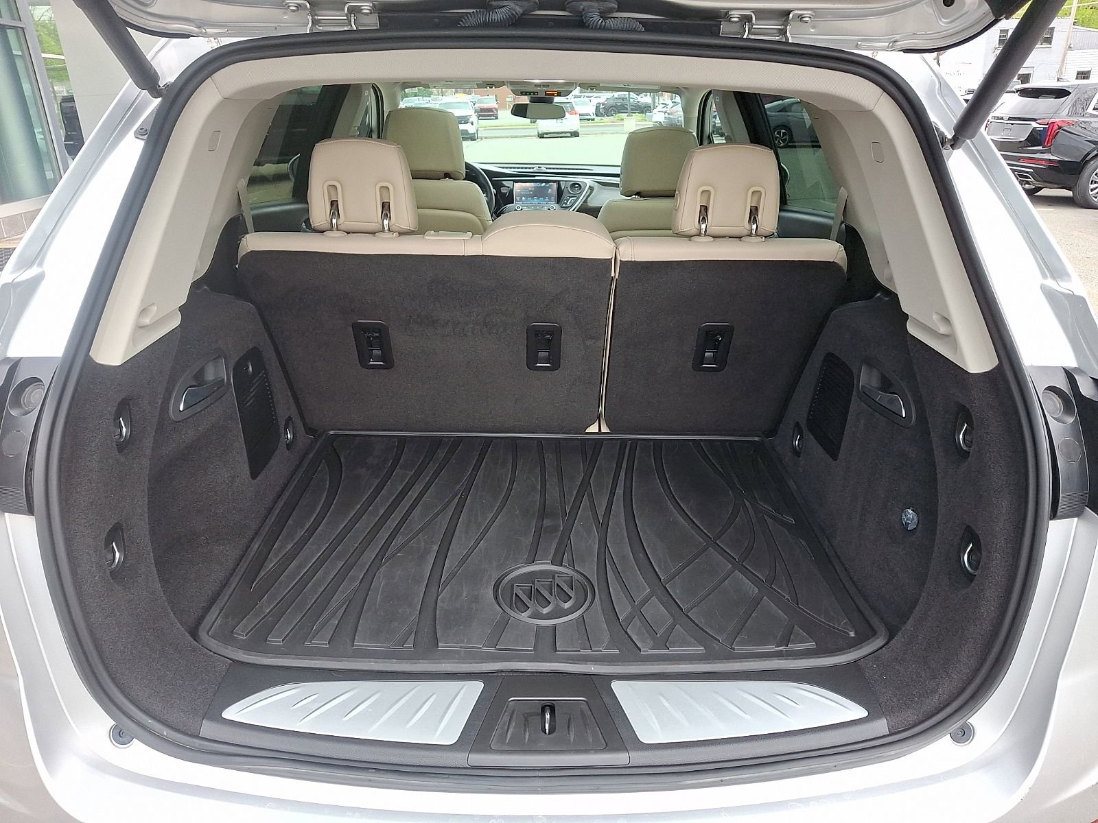 Used 2019 Buick Envision Premium AWD/4WD image 29