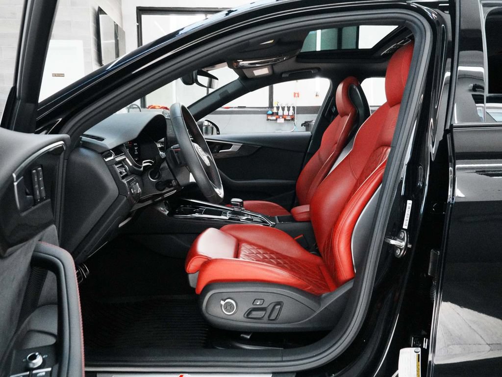 Used 2024 Audi S4 Premium Plus AWD/4WD image 30