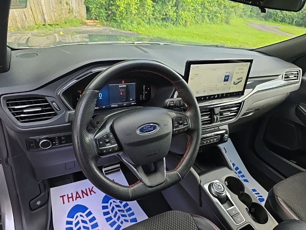 Used 2023 Ford Escape ST-Line w/ Tech Pack #1 image 17