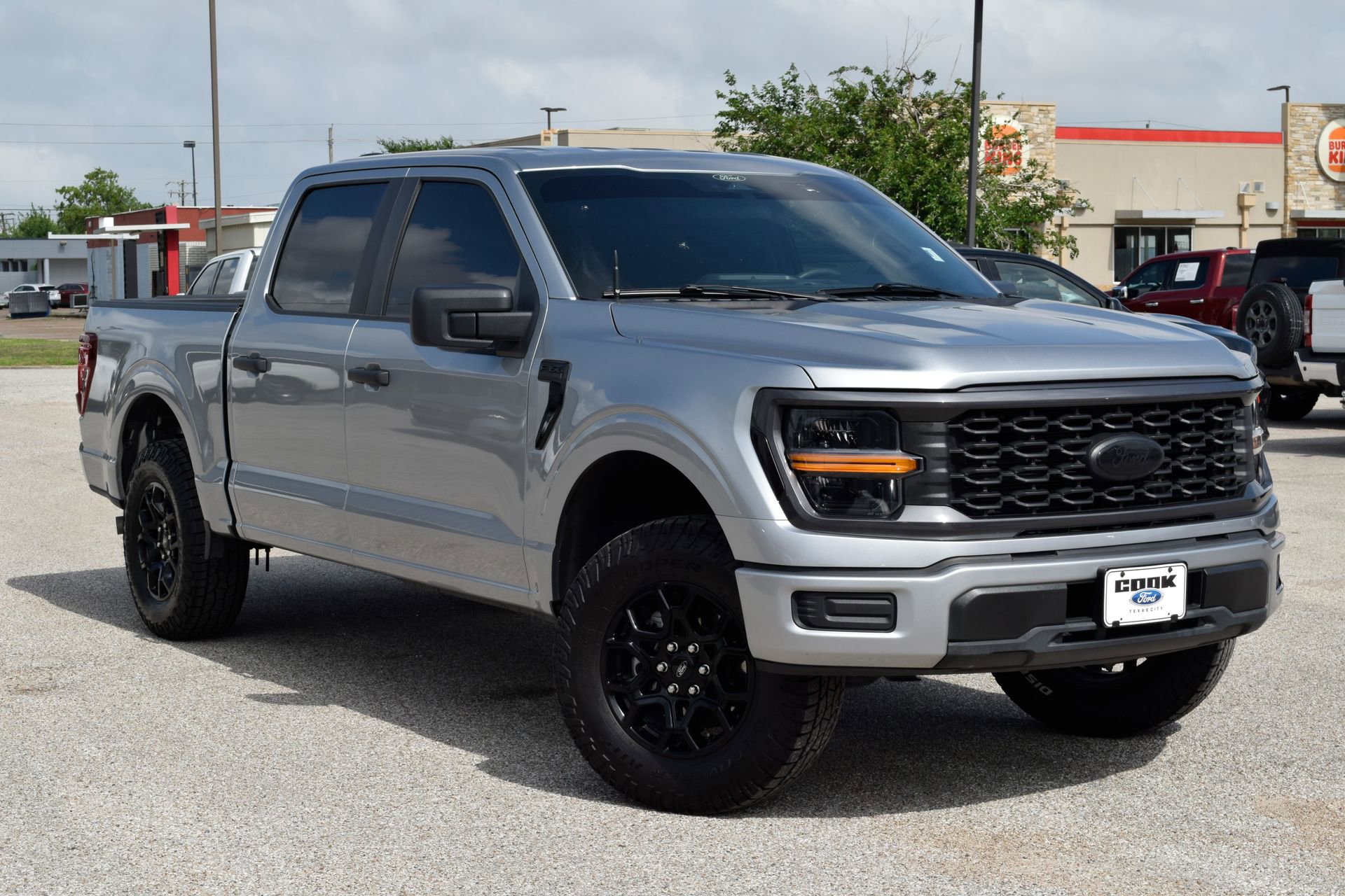 Used 2025 Ford F150 STX RWD image 3