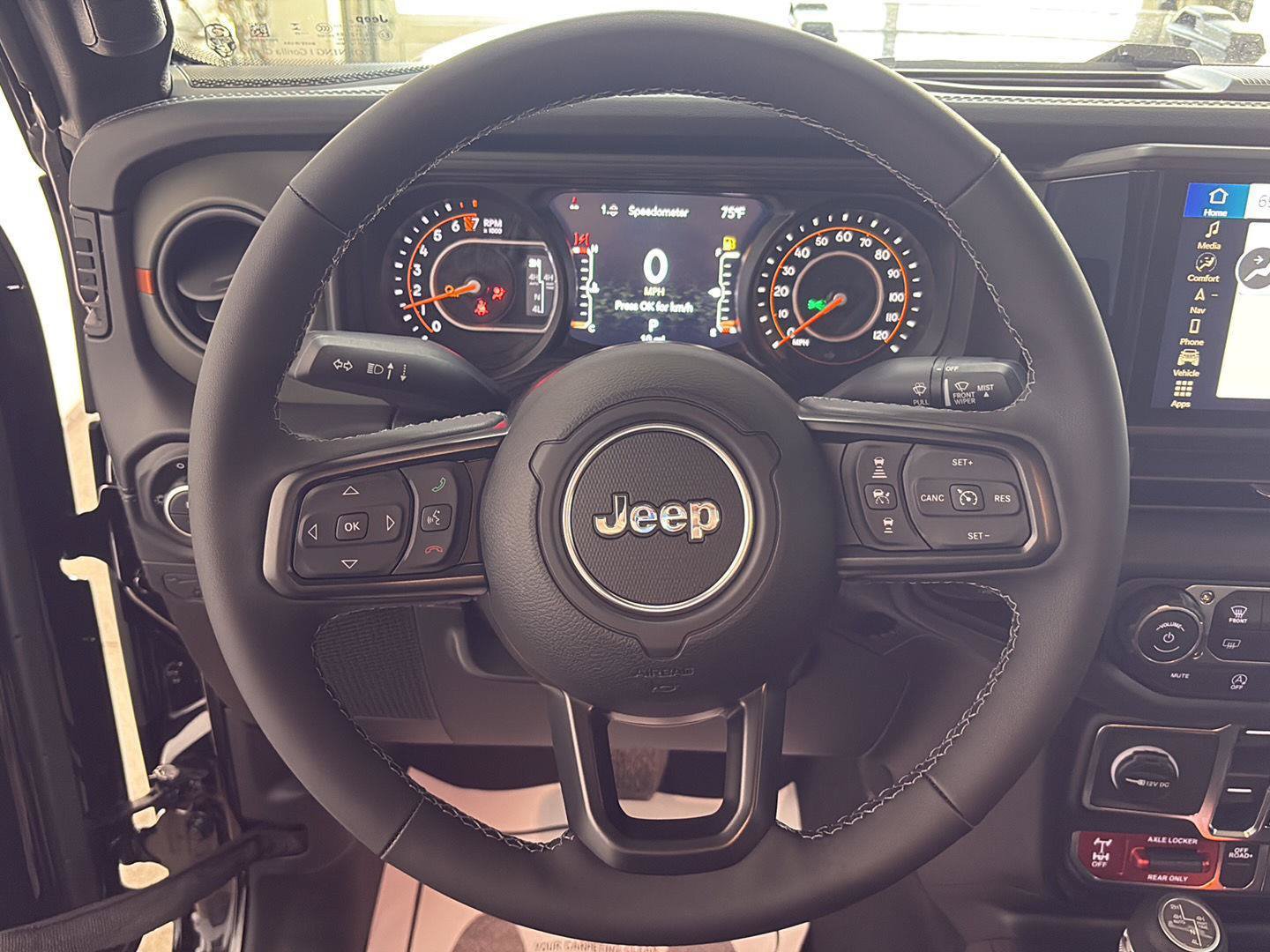 New 2026 Jeep Gladiator Mojave AWD/4WD image 8