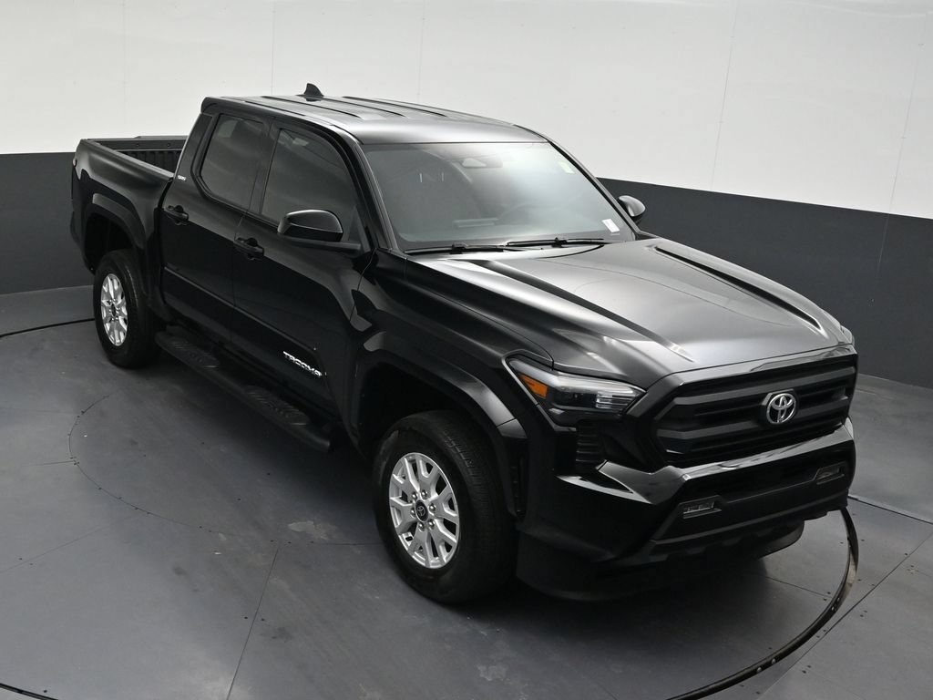 Used 2025 Toyota Tacoma SR5 RWD image 22